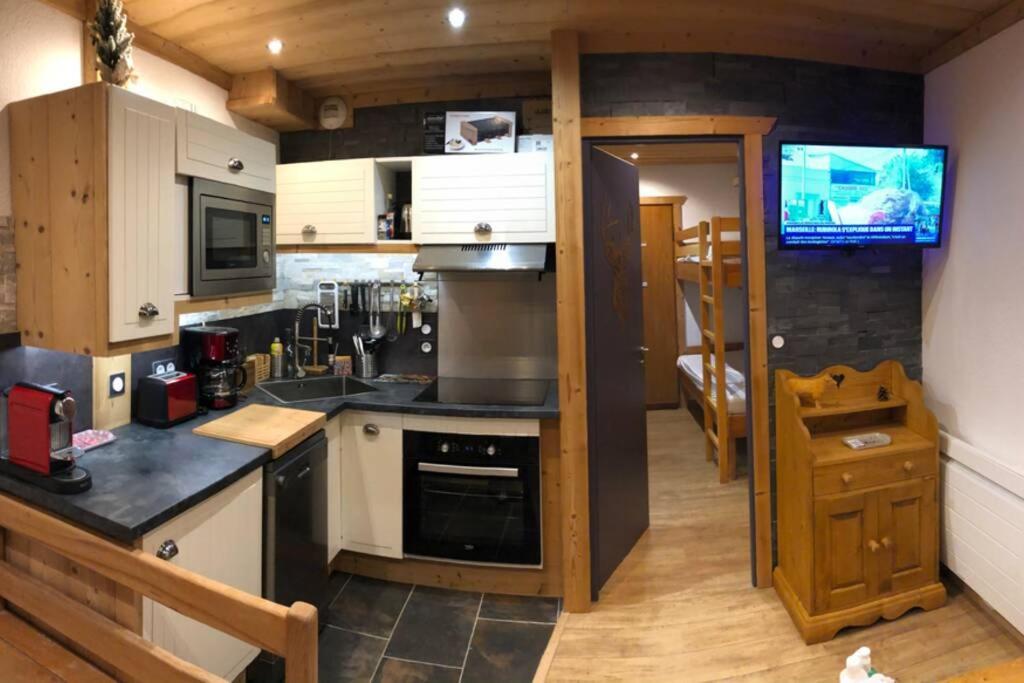 Apartment Tmb -